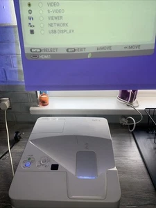 NEC UM280X HDMI Ultra Short Throw Projector - Unused Lamp - Picture 1 of 4