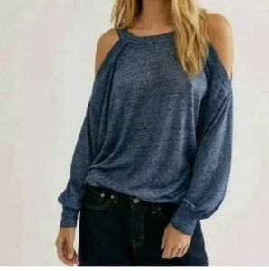 Free People We The Free Chill Out old Shoulder Top In Blue Medium - Picture 1 of 11