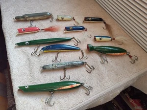 VINTAGE (HANDMADE LURES) DIFFERENT SIZES & COLORS/WOODEN with MOVING EYES - Picture 1 of 10