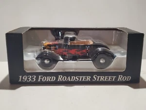 Harley Davidson 1933 Ford Deluxe Roadster Street Rod 1:24 Scale Coin Bank Car - Picture 1 of 6