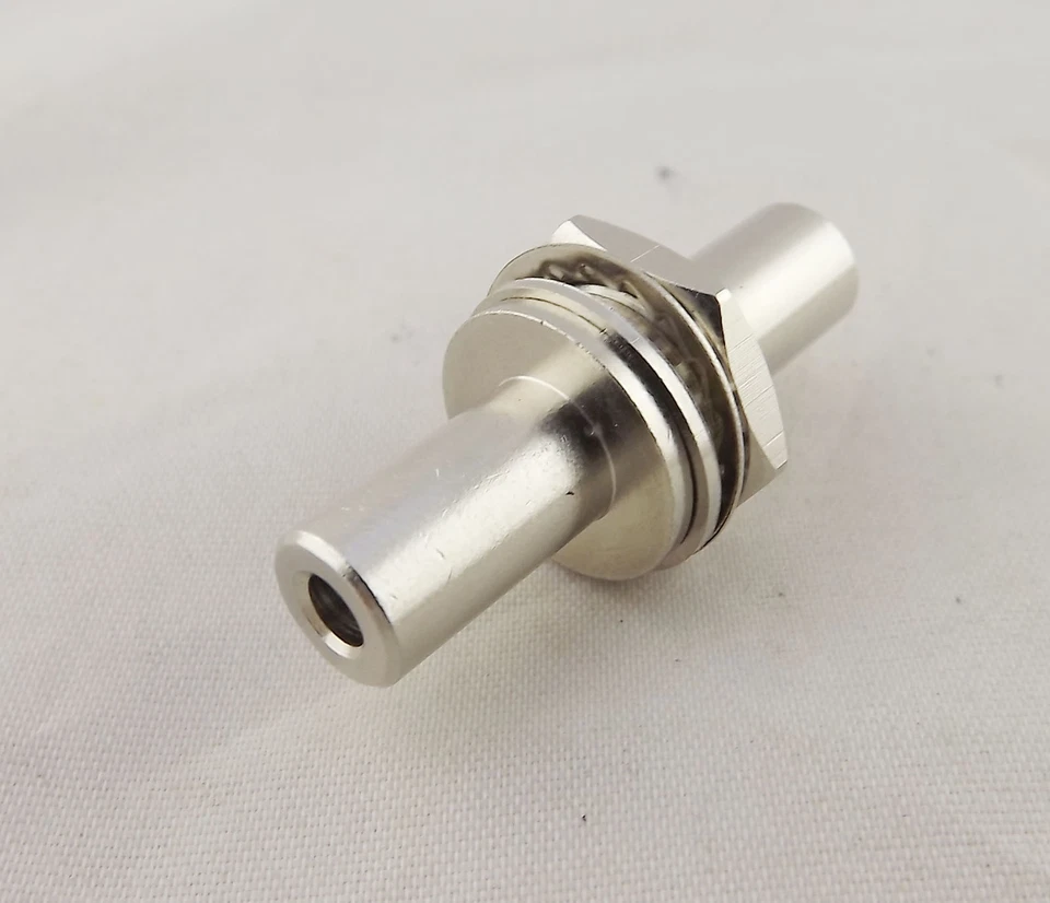 3.5mm Female To Female Jack Stereo Bulkhead Audio Connector Coaxial Coax Adapter - Image 1 of 4