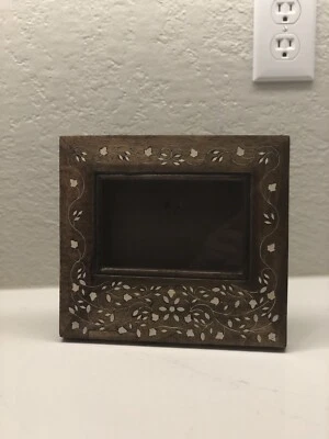 Rustic Wooden Photo Frame Flowers Inlay Easel Back Dark Stain - Image 1 of 4