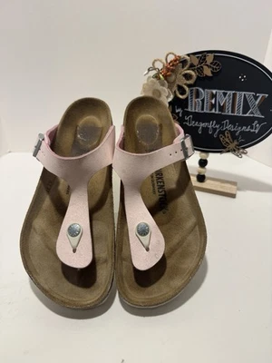 BIRKENSTOCK Gizeh Fringe Light Pink Thong Sandal - Size 39 - Image 1 of 4