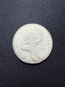1952 Canada 25 Cents Coin Silver - Picture 1 of 2