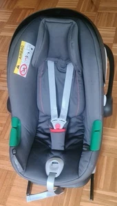 Cybex Silver Babyschale 'Aton B2 i-Size" inkl .Basisstation "Base one", wie neu! - Bild 1 von 9