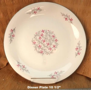 Bellaire Fine China 'Persian' 10.5" Dinner Plate  unused  Japan - Picture 1 of 4
