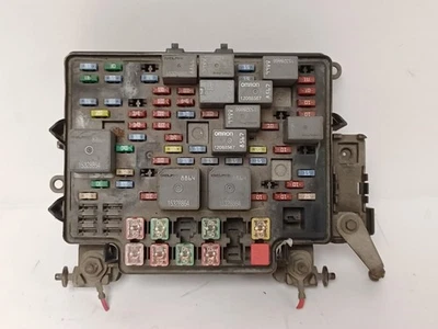 Motor de caja de fusibles estilo clásico compatible con camioneta Sierra 1500 06-07 2179120 Foto 1 de 4