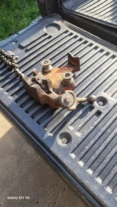 Ridgid Chain Vise BC-510, 1/8" to 5" Pipe - Picture 1 of 6