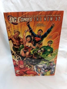 2011 DC Comics: The New 52 Geoff Johns; Grant Morrison; Scott Snyder; - Picture 1 of 2
