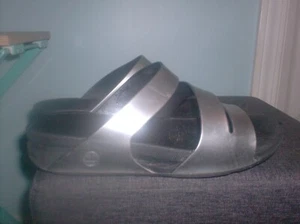 FitFlop Sandalen Damen 10 Metallic Silber Superjelly Twist Slide Sandalen - Bild 1 von 3