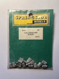 Springside Models DA73 White Metal Coal Sacks & Scales 4mm OO Gauge NOS NIP - Picture 1 of 2