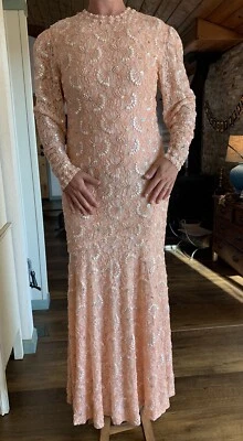 Vintage Naeem Khan Raizee Womens Pink Silk Beaded Long Sleeve Gown Size 10 - Image 1 of 4