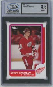 Steve Yzerman 1986-87 Topps SCD 8,5 #11 Detroit Red Wings - Imagen 1 de 2