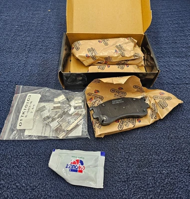 For 2001-2003 Mazda Protege Protege5 Models Platinum Prof Brake Pad PXD893H - Image 1 of 4