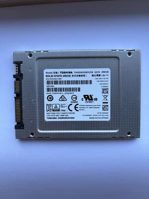Toshiba THNSNK256GCS8 256GB SATA 2.5" Solid State Drive - Image 1 of 2