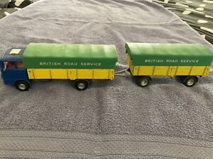 Dinky Toy No. 917 Mercedes-Benz Truck and Trailer Unboxed.