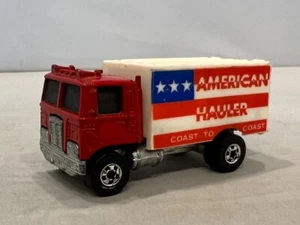Hot Wheels 1975 American Hauler Box Truck Black Walls Red Cab MINTY - Picture 1 of 8