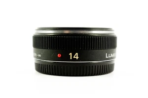 Panasonic 14mm f2.5 Lumix G Objektiv - Schwarz - Bild 1 von 3