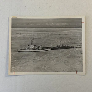 Vintage Canadian Navy Ship Boat Photo Photograph HMCS Wallaceburg HMCS Labrador - Picture 1 of 11