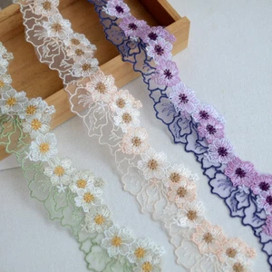 1Y Blume bestickt Spitzenborte Band Hochzeitskleid Fransenkleidung Nähen zum Selbermachen - Bild 1 von 15