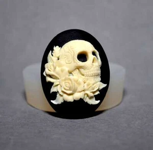 SKULL SILICONE MOLD cameo resin polymer clay sugarcraft mold - Picture 1 of 4