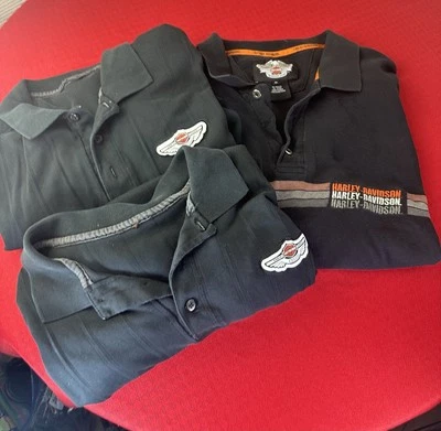 3 件 Harley-Davidson XL Polo 衬衫套装 2 件黑色 100 周年 1 黑色橙色条纹 — 第 1/4 张图片