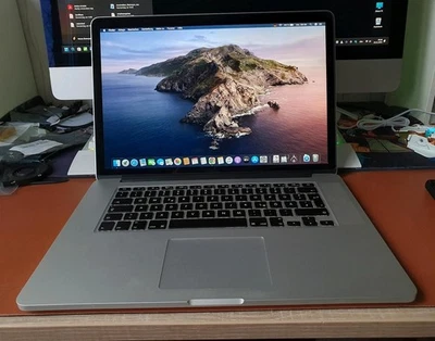 Apple Macbook Pro Retina 15.4 inch 2.7GHz i7 16GB RAM 768GB SSD - Image 1 of 4