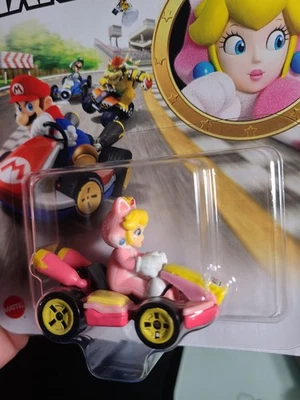 NEW Mattel GRN13 Hot Wheels 1:64 Mario Kart CAT PEACH Standard Kart DieCast Car - Image 1 of 4