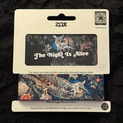 Новый! Ремешок ZOX *НОЧЬ ЖИВА* размер OS/MEDIUM — двусторонний ремешок на запястье с картой - Изображение 1 из 3