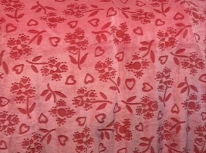 "Manta de felpa Vera Bradley patrón de corazones 50""x 80""" - Imagen 1 de 4