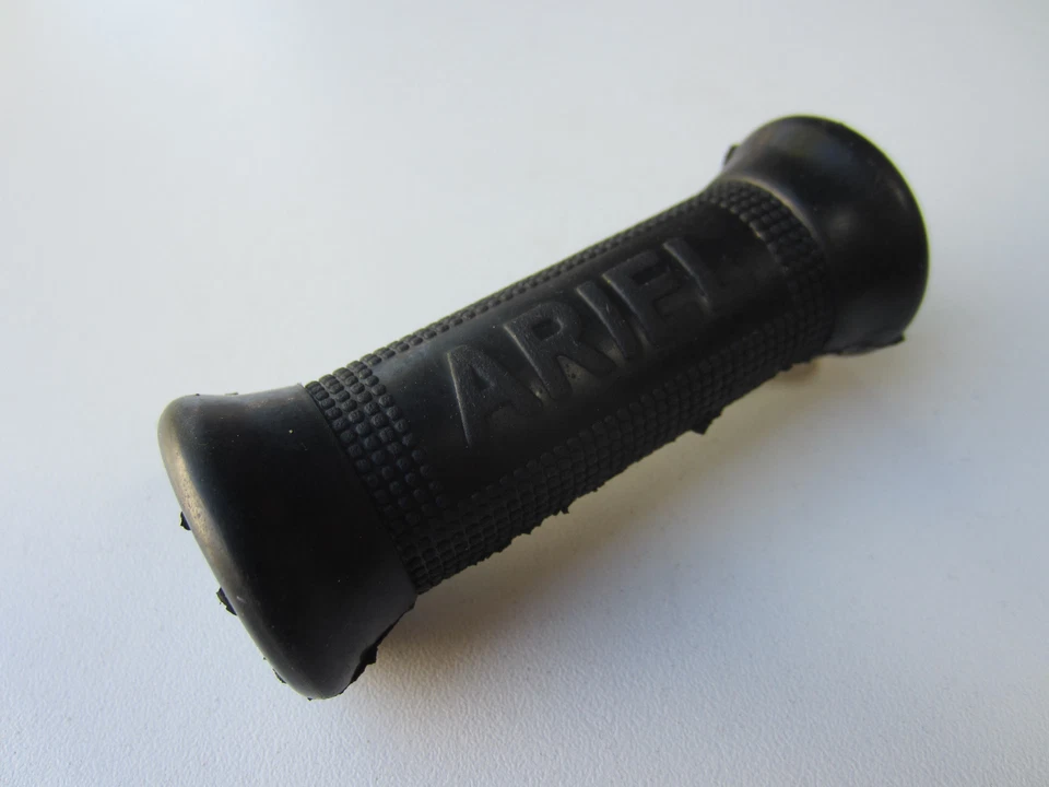 ARIEL KICKSTART KICK START GOMA CUADRADO CUATRO ROJO CAZADOR 3307-10 Foto 1 de 1