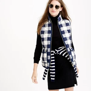 $138 J Crew Women's Excursion Quilted Vest Buffalo Navy Ivory Plaid XS - Picture 1 of 8