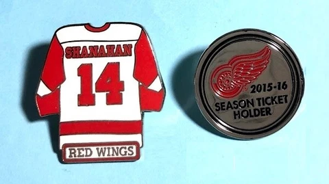 Detroit RED WINGS 2015 Seas Ticket Holder & Brendan SHANAHAN,14 Jersey Pin Cover