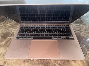 SOLD AS IS: Mac Book Air 2020 13" Laptop With Damaged Screen - Afbeelding 1 van 5
