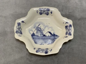 Hand painted Delft Blue White Dish Bowl Windmill Holland 10 in - Picture 1 of 9