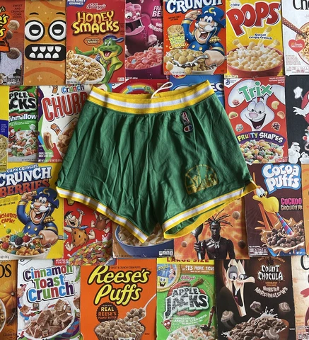 Vintage 80s Champion NBA Seattle SuperSonics Basketball Short size XL Cover