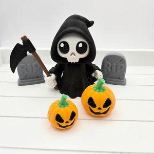 3D Printed Chibi Style Grim Reaper Flexi Articulated Fidget Toy, Halloween Scene - Picture 1 of 6