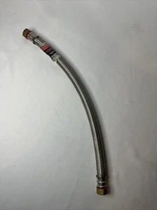 Línea de suministro de calentador de agua Everbilt acero inoxidable 3/4 FIP x 3/4 FIP x 24 pulgadas R3 - Imagen 1 de 9