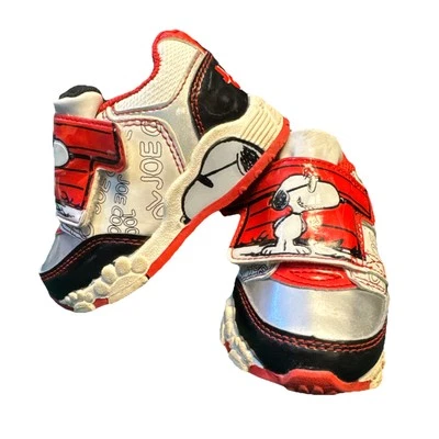 SNOOPY Joe Cool Light Up Zapatos Talla 6 Niño/Niño Pequeño Zapatillas Tenis Zapatos Cacahuetes  Foto 1 de 4