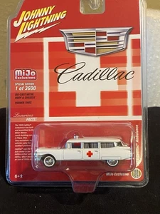 JOHNNY LIGHTNING MIJO EXCLUSIVES 1959 CADILLAC AMBULANCE WHITE 1:64 Die-cast Car - Picture 1 of 4