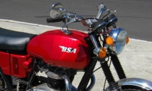 APTO PARA TANQUE DE GASOLINA BSA A65 L LIGHTNING 650CC ACERO CEREZA 1972 + GRIFO DE TAPA - Imagen 1 de 7