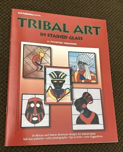 Stammeskunst im Glasmalerei Musterbuch, Kokopelli, Indianer, Afrika, Afrikaner, - Bild 1 von 2