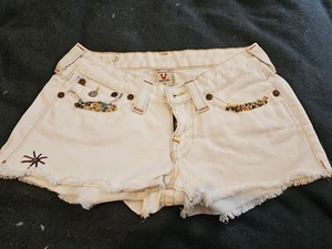 True Religion Keira Studded Embelished Bleached Denim Shorts Women Size 27 CLEAN - Picture 1 of 18