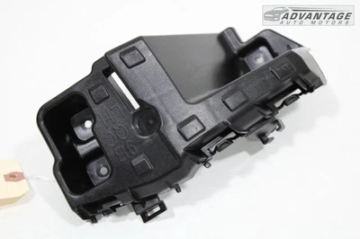 2024-2025 CHEVROLET TRAX REAR BUMPER LEFT SIDE TAIL LIGHT OPENING BRACKET OEM - Image 1 of 4