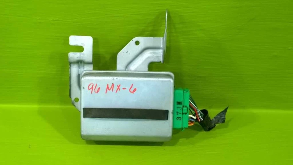 96 MAZDA MX-6 2,5 L MT MÓDULO DE CONTROL DE CRUCERO OEM 1140-5  Foto 1 de 4