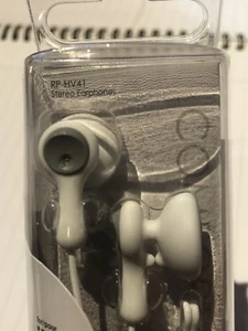 2 X Panasonic RP-HV41GU-W Eardrops Stereo Earbud Style Earphones - White - Picture 1 of 2