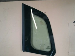 ford fiesta mk6 5dr n/s/r quater glas grün getönt - Bild 1 von 2