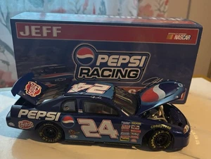 1 Action 1/24th Jeff Gordon: 24 Pepsi  1999 Monte Carlo, Limited Edition: W2499 - Picture 1 of 7
