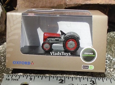 Oxford Commercial Diecast 1/76 Scale Ferguson TE Tractor - Red 76TEA002 - Image 1 of 4