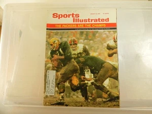 Sports Illustrated - January 10, 1966 Green Bay Packers Champs The Mud Bowl - Picture 1 of 2
